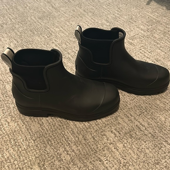 UGG Shoes - Ugg waterproof boots